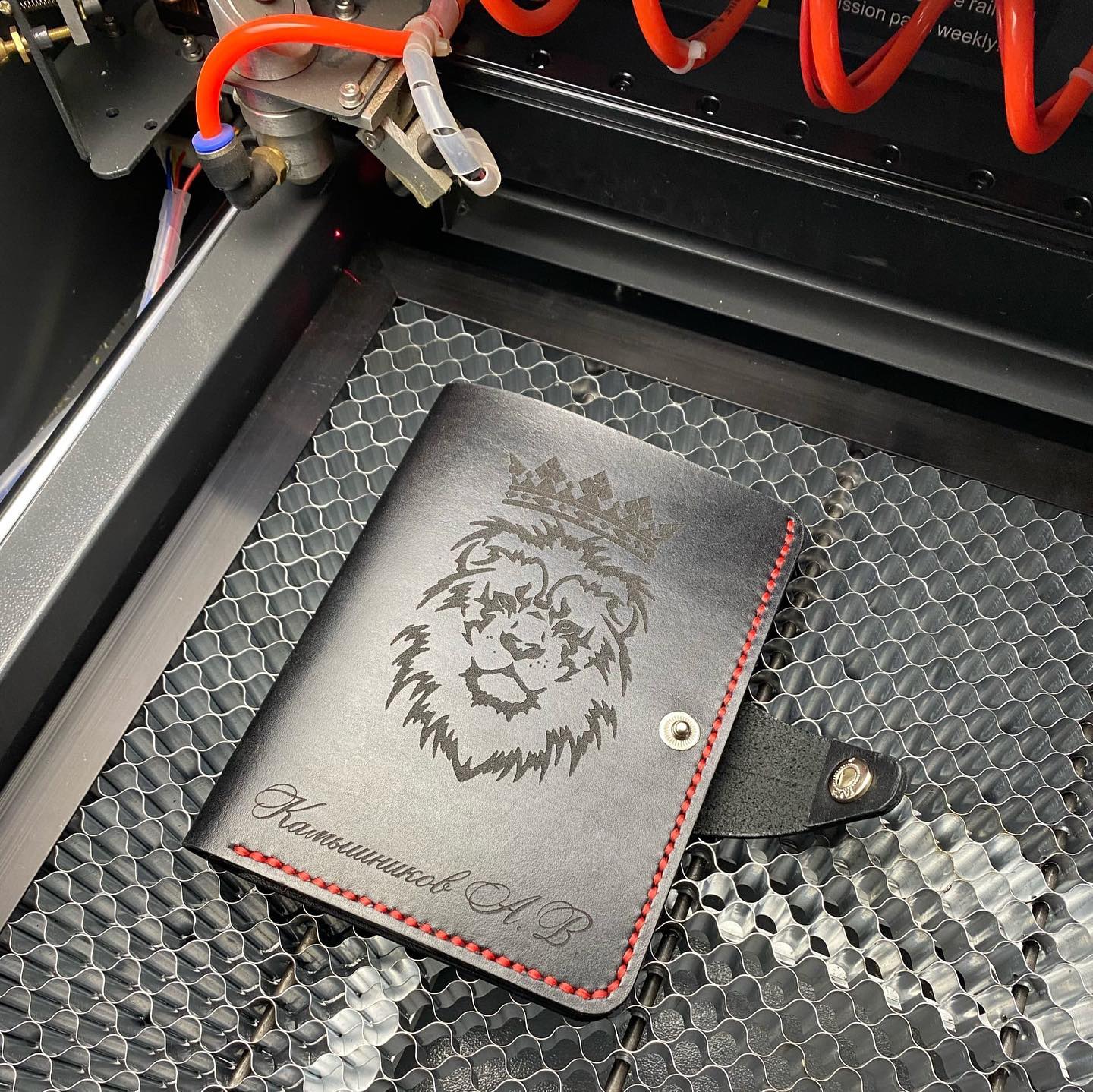 Кожа / кожзам