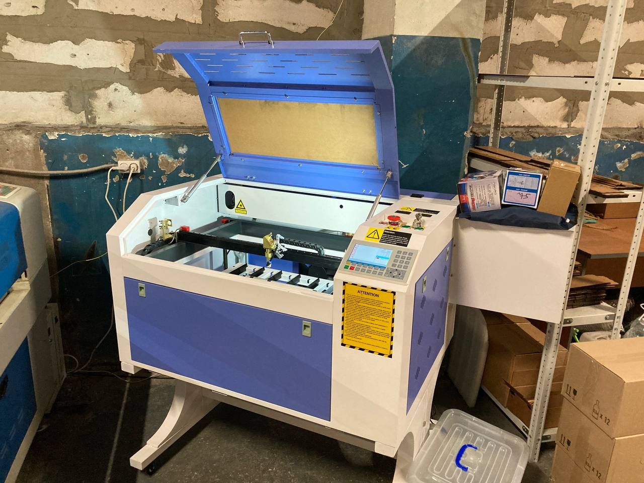 Лазерный станок CO2 с ЧПУ | 600x400 | 60 Вт | Ruida