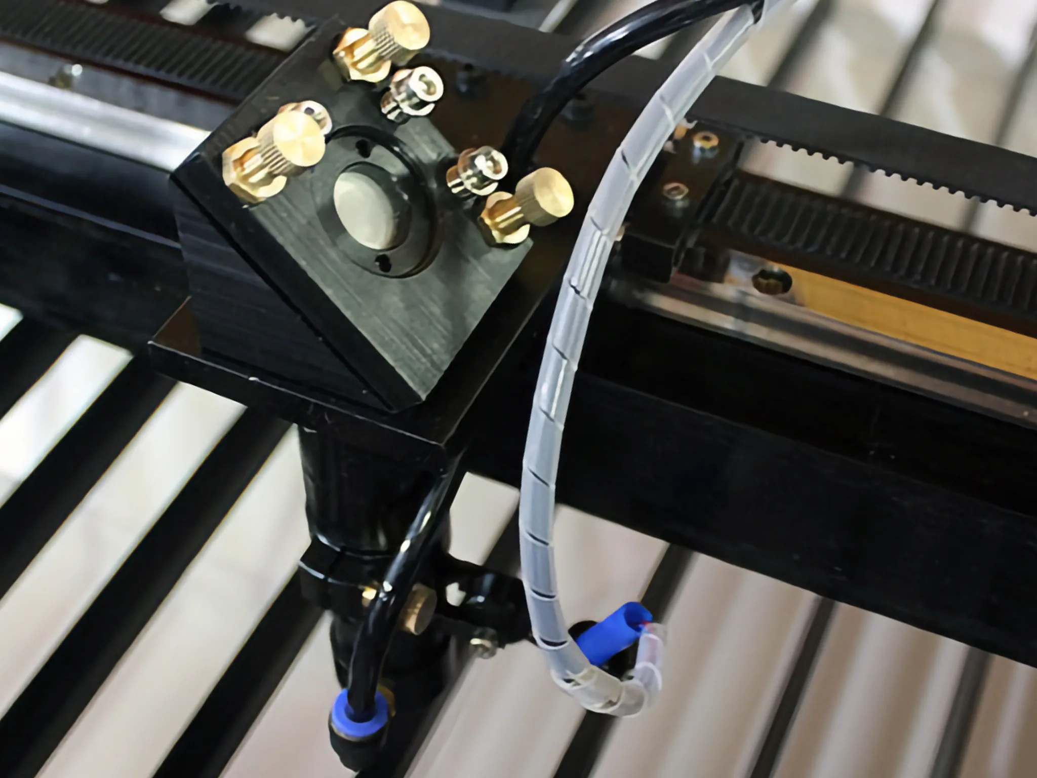 Лазерный станок CO2 с ЧПУ | 1300x900 | 100 Вт | Ruida | 2 головы фото 4