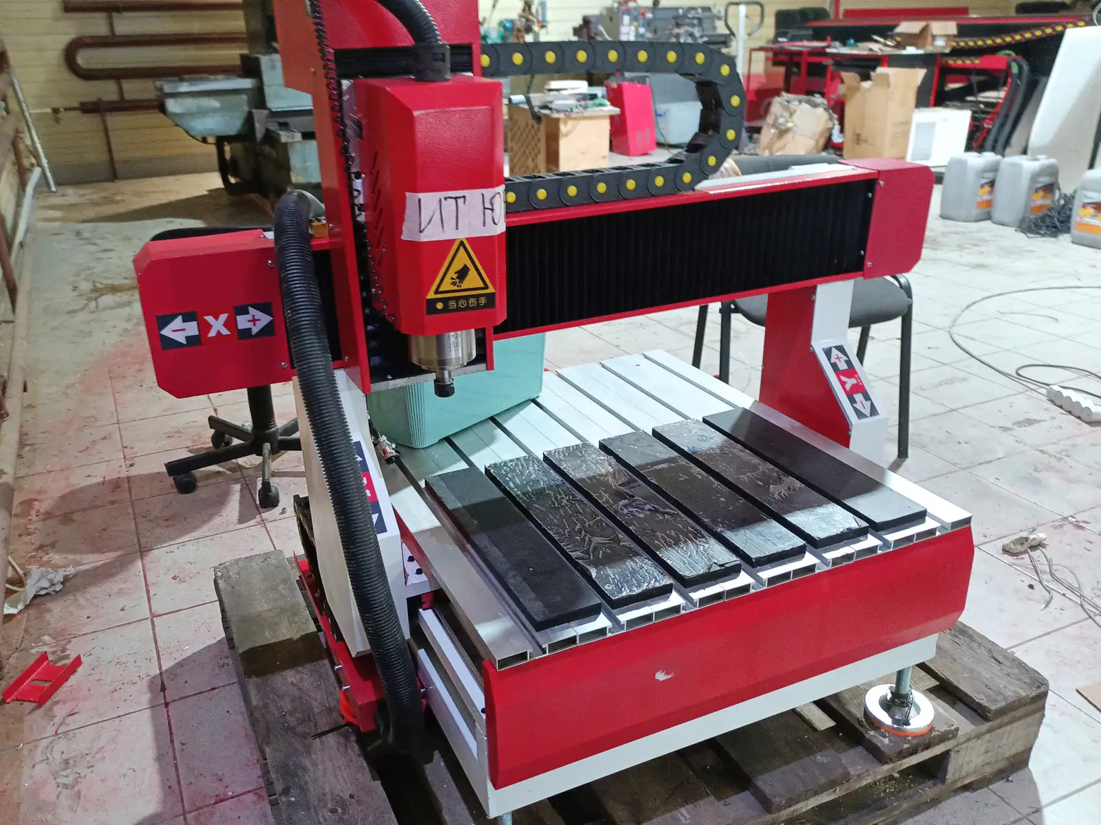 Настольный фрезерный станок с ЧПУ | 400x600x200 | 2,2 кВт | Inectra 