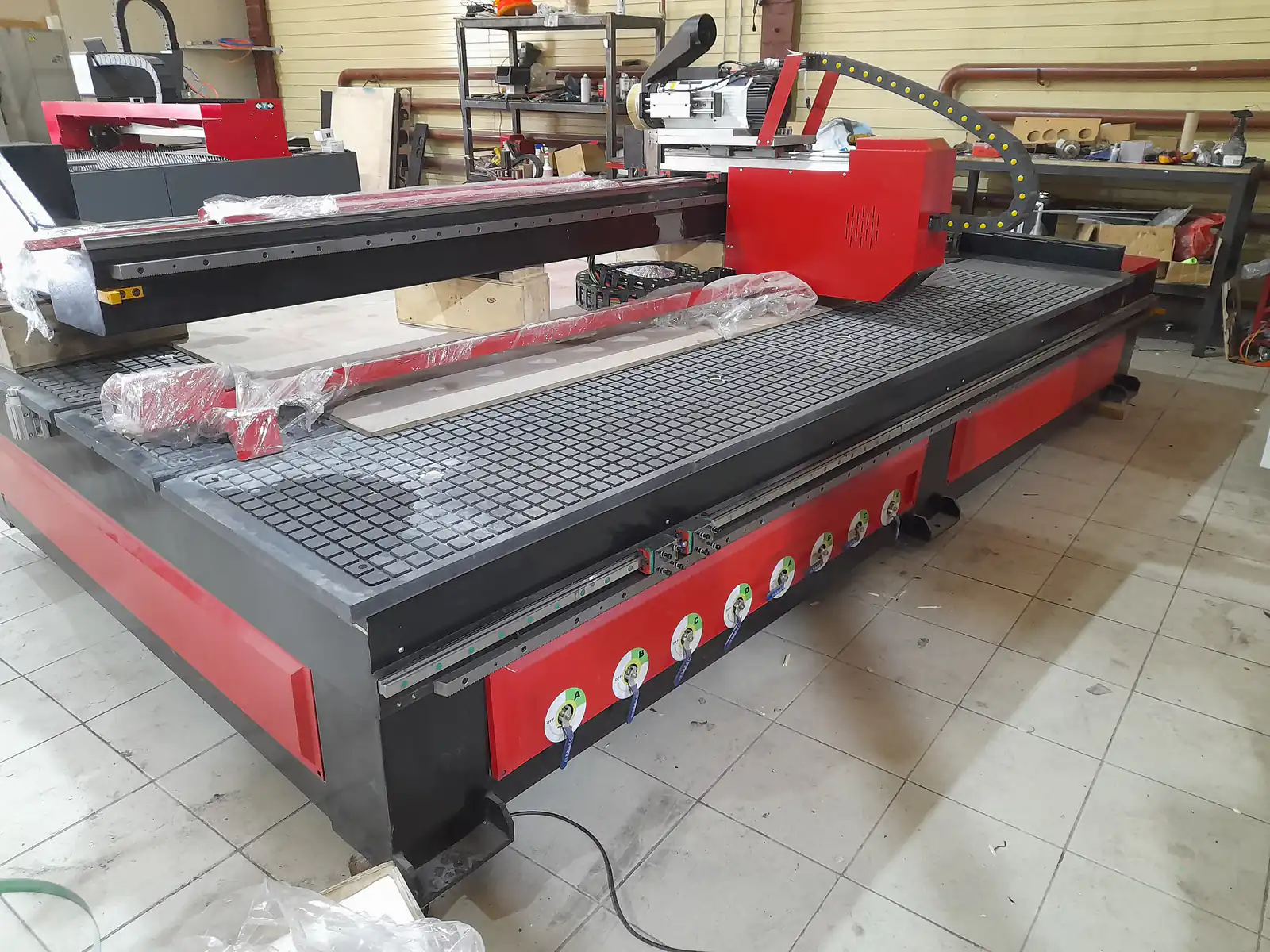 Фрезерный станок с ЧПУ | 2100x3000x300 | 9 кВт | Inectra | Полуавтоматическая смена инструмента 