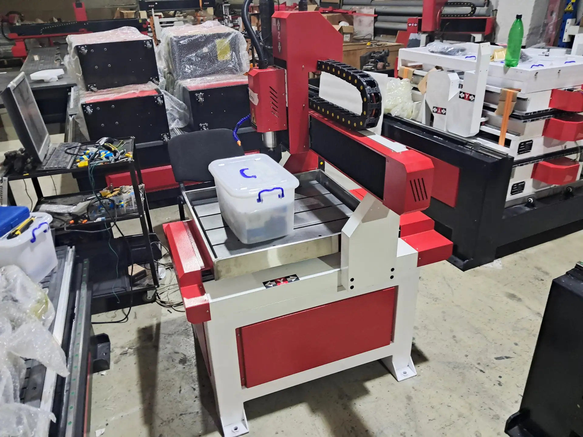 Фрезерный станок с подачей СОЖ | 600x600x200 | 2,2 кВт | Inectra фото 3