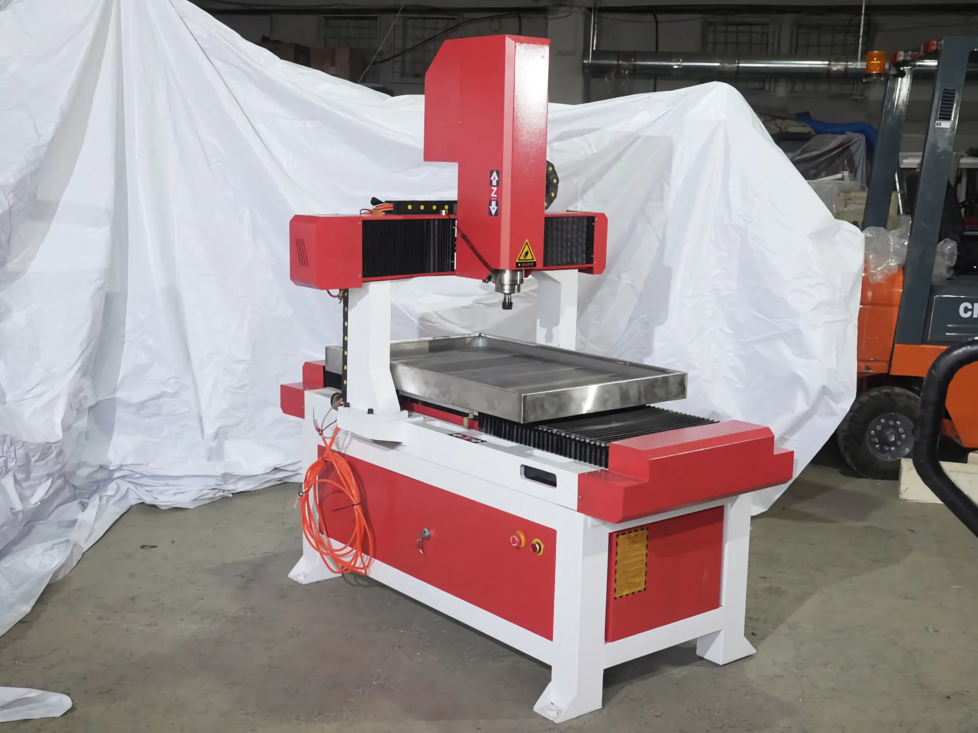 Фрезерный станок с подачей СОЖ | 600x900x200 | 2,2 кВт | Inectra