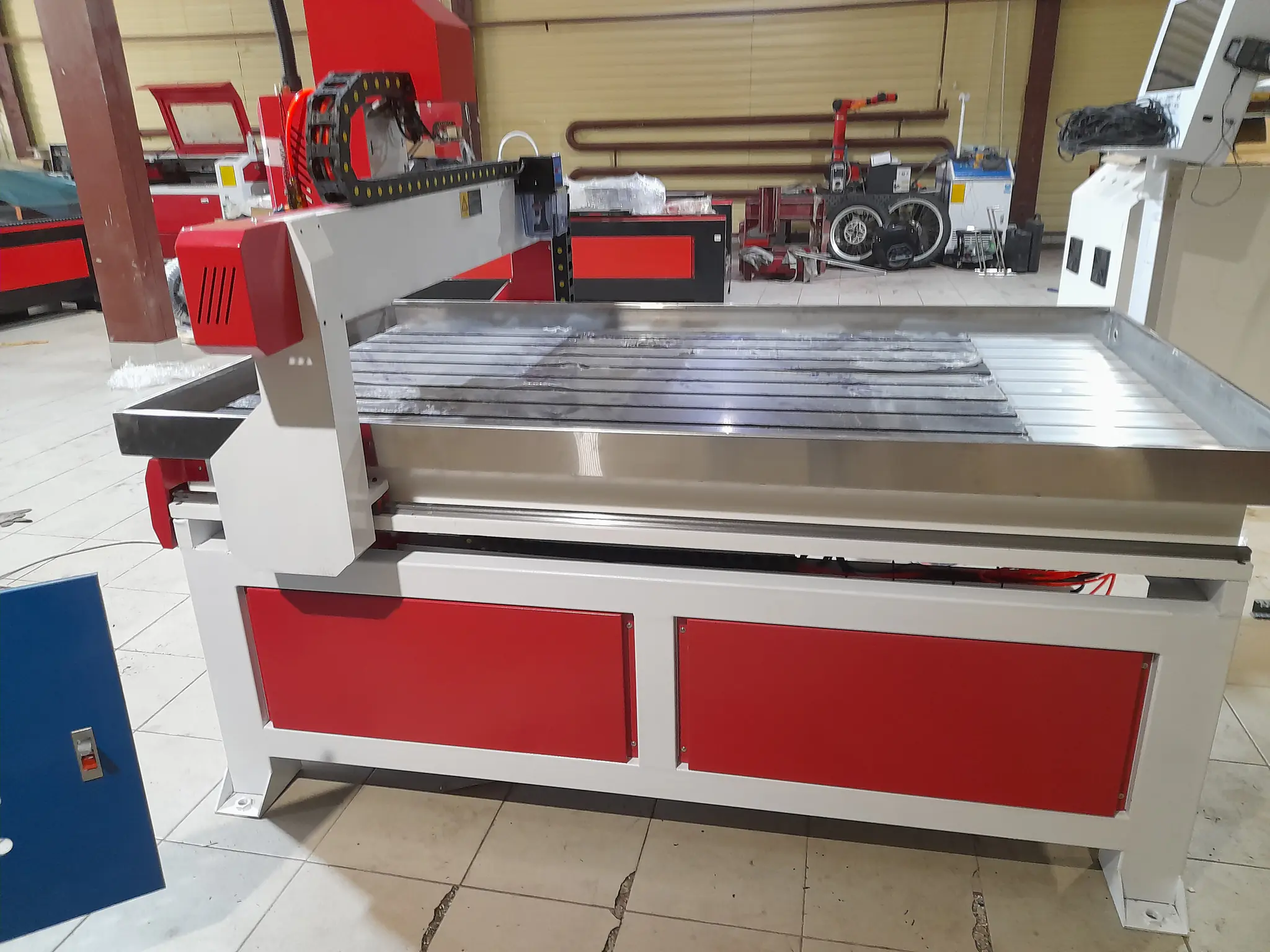 Фрезерный станок с подачей СОЖ | 900x1500x200 | 2,2 кВт | Inectra фото 6